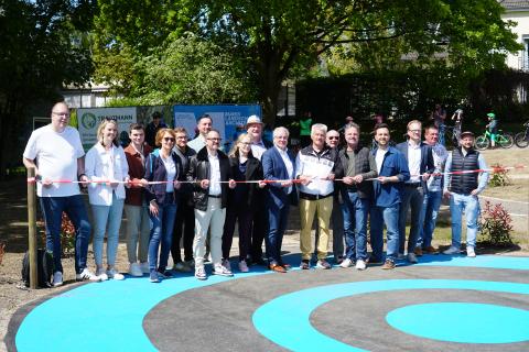 Banddurchschnitt-Eröffnung Mülheimer RadHügel